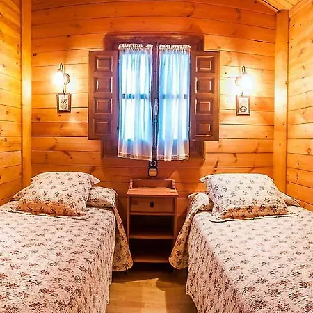 Playa De Vega אתר קמפינג ריבאדסלה