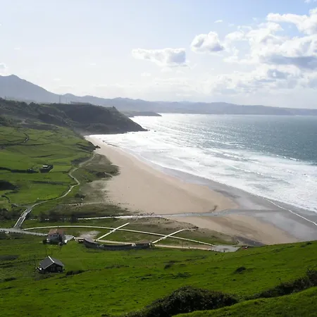 Playa De Vega אתר קמפינג ריבאדסלה
