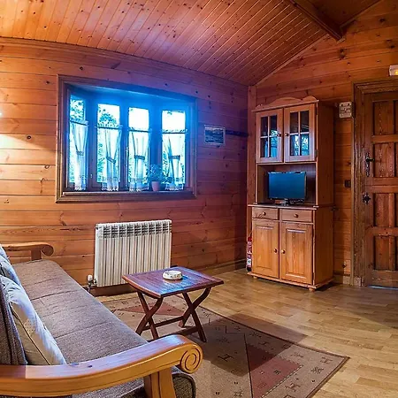 مكان تخييم Playa De Vega *