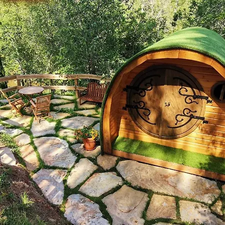 مكان تخييم Playa De Vega